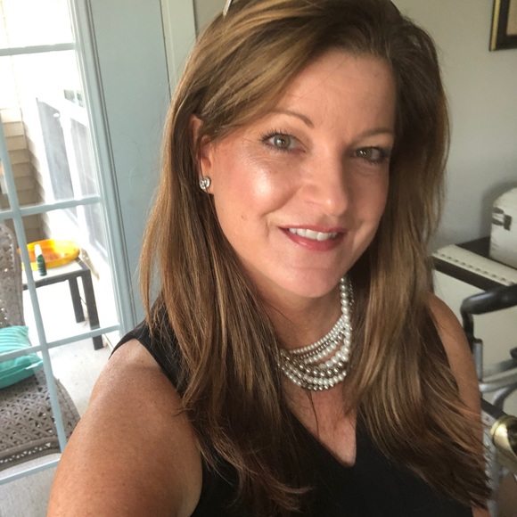 Meet your Posher, Sarah - Picture 8 of 8